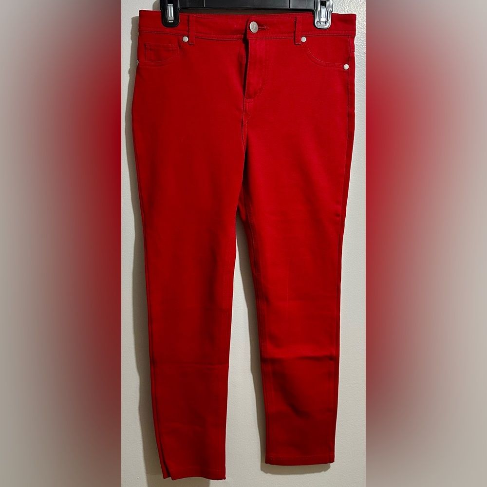 Elegant Red Womens Cropped Pants 708